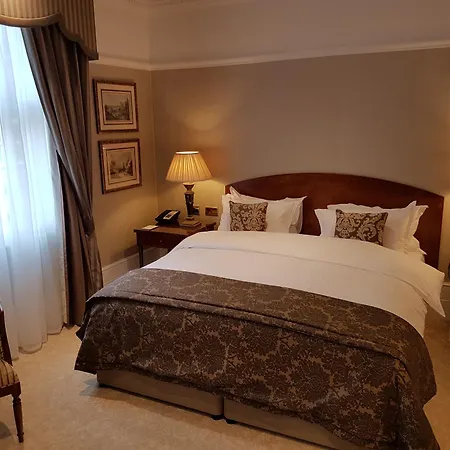 Quebecs Otel 4*