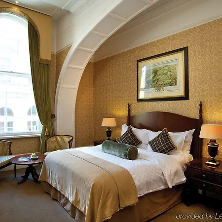 Otel Quebecs Leeds (West Yorkshire)
