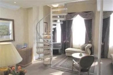 Quebecs Hotel
