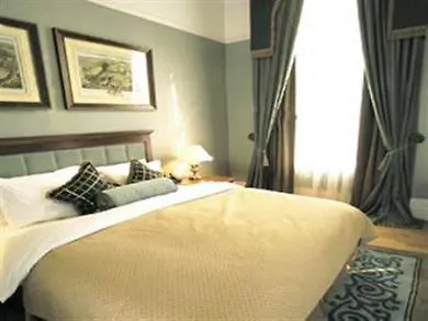 Quebecs Hotel 4*