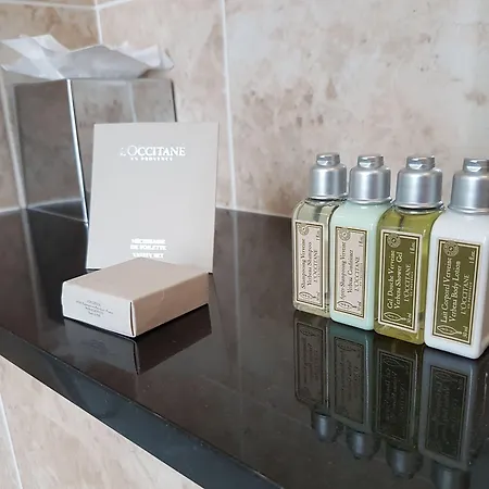 Quebecs 4* Leeds (West Yorkshire)