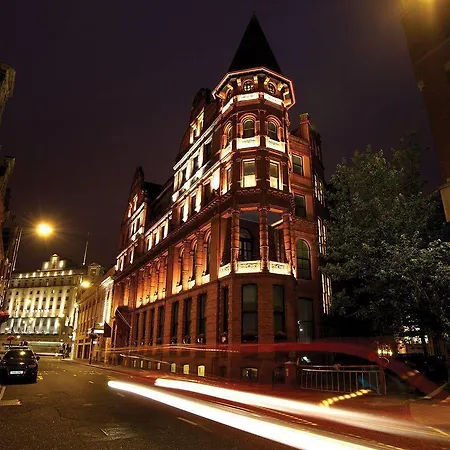 Quebecs Hotel 4*