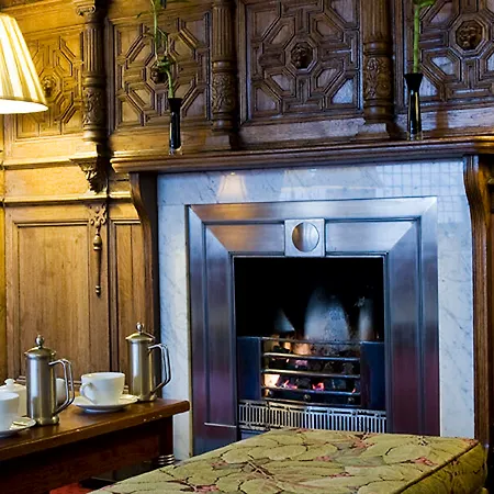 魁北克酒店 利兹