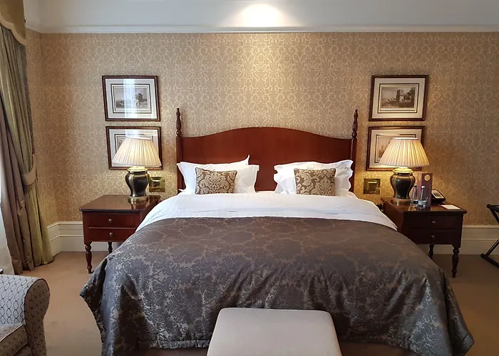 Quebecs 4* Leeds (West Yorkshire)