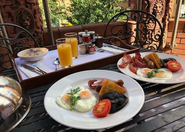 Quebecs 4* Leeds (West Yorkshire)