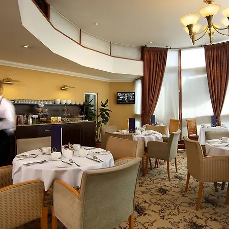 Szálloda Quebecs Leeds