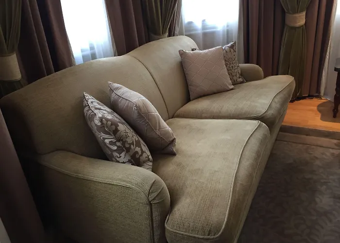 Quebecs 4* Leeds (West Yorkshire)